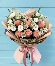 Букет цветов из:  Розы, Альстромерии и Лизиантусы в Ярково