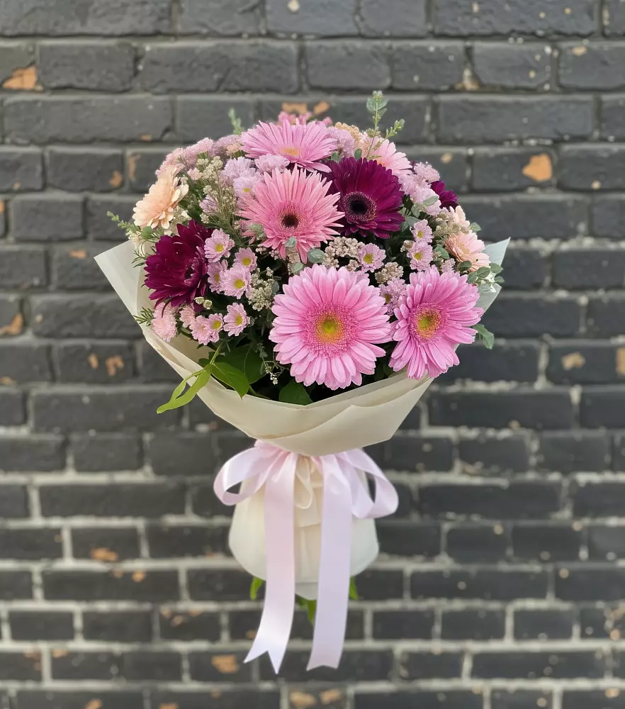 Букет цветов из: Герберы и Хризантемы в Ярково