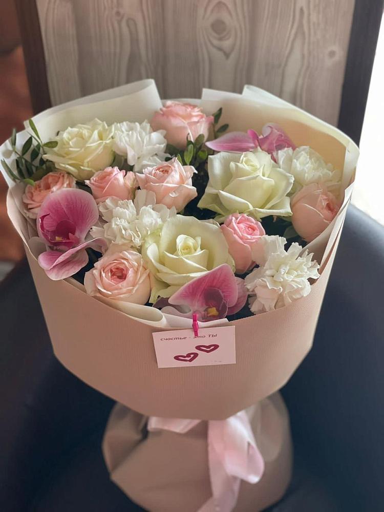 Букет цветов из: Орхидеи, Розы и Гвоздики в Ярково