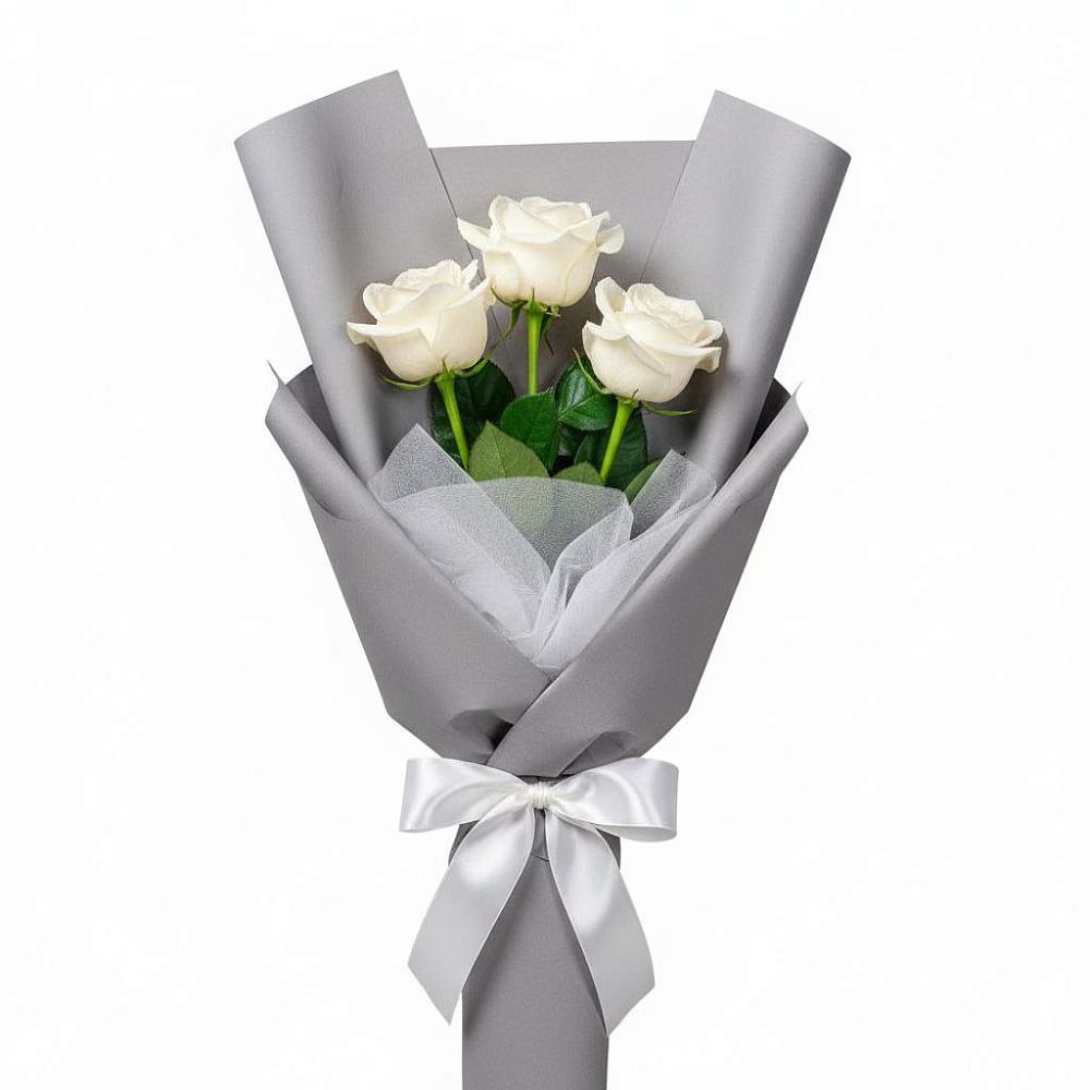 Букет 3 белые розы в Ярково