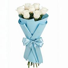 Букет 7 белых роз Проуд в Ярково