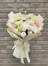 Букет цветов из:  Гвоздики, Розы, Лизиантусы и Хризантемы #REPLACE_PRED# Ярково
