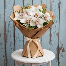 Букет цветов из:  Орхидеи и Розы в Ярково