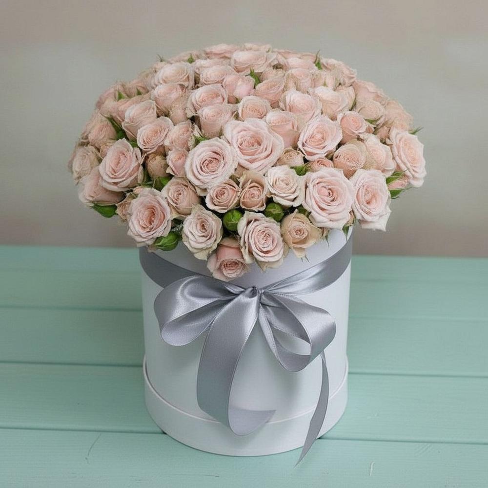 Цветочная композиция из Розы в шляпной коробке в Ярково